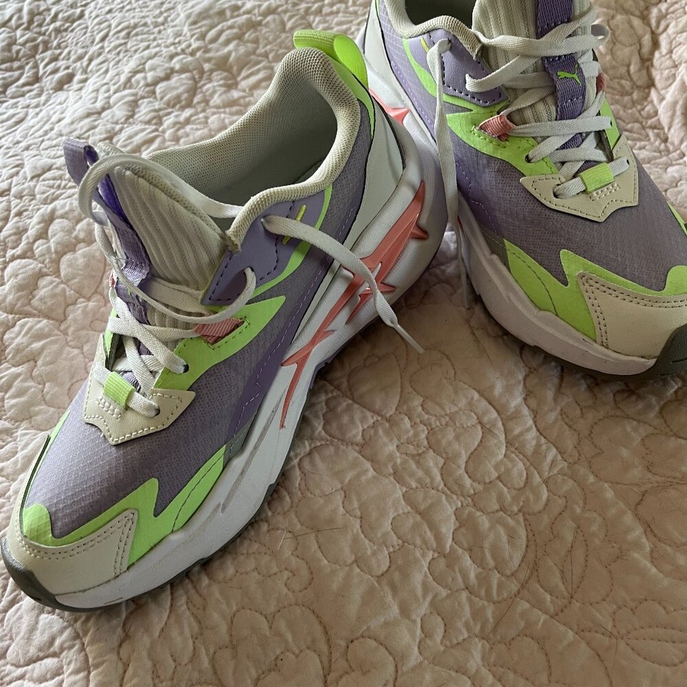 Puma Walking/Running Shoes